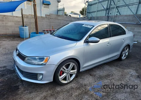 2015 Volkswagen Jetta Gli из США, поврежденный, VIN 3VW5T7AJ5FM277260